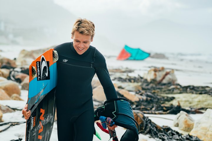 7 surf accessoires og tilbehør til en ny sæson på vandet