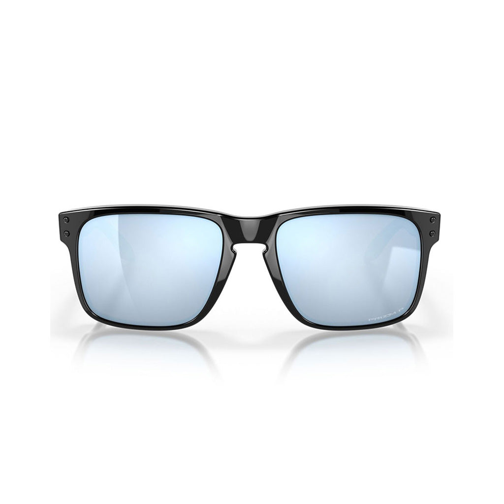 Holbrook Solbriller i farven Polished sort set forfra