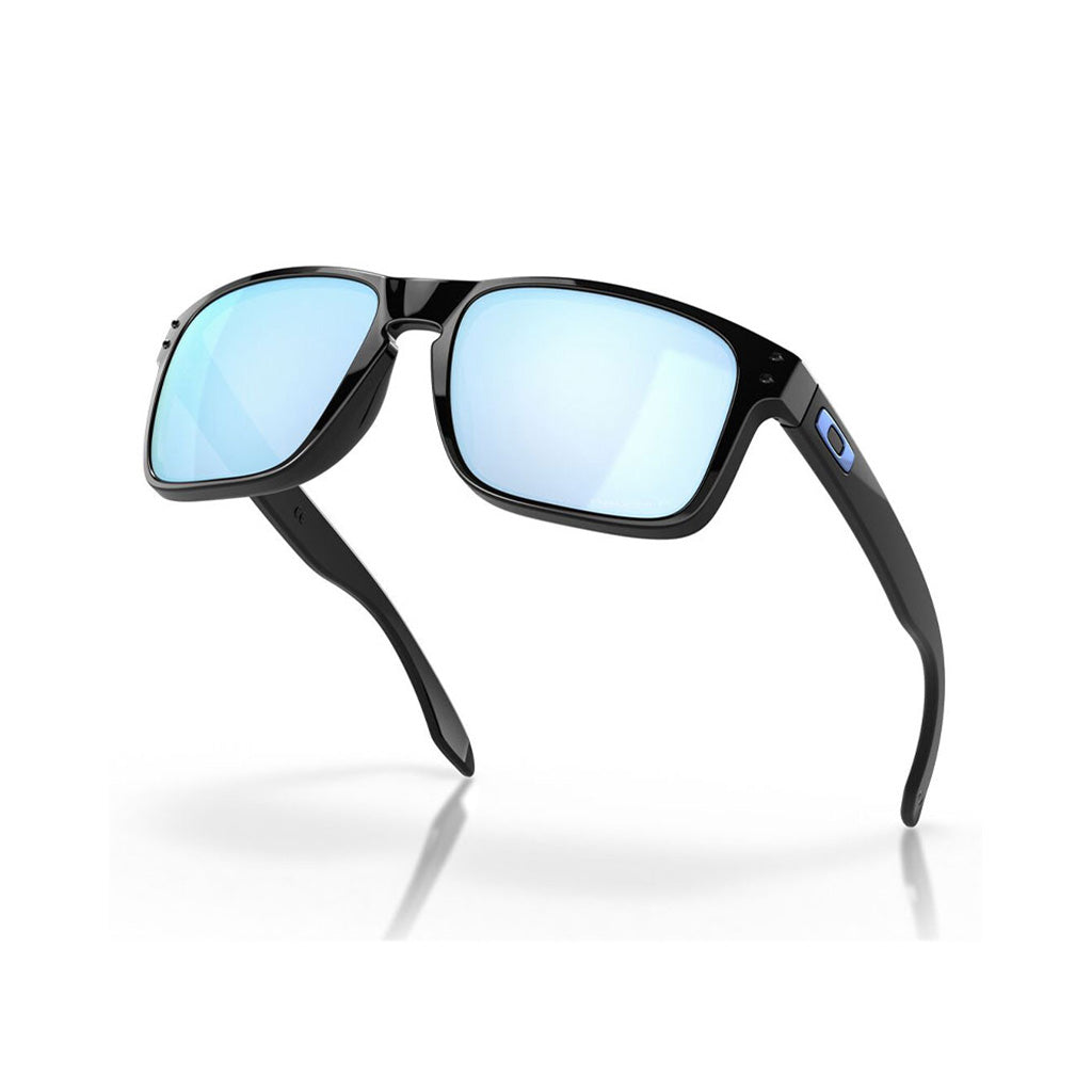 Holbrook Solbriller i farven Polished sort set fra venstre side