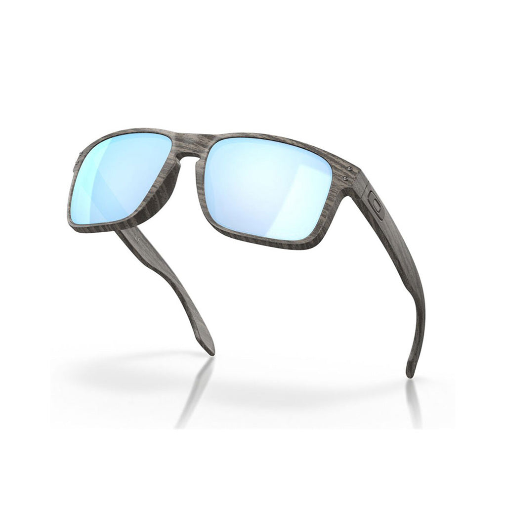 Holbrook Woodgrain Solbriller i farven perspektiv