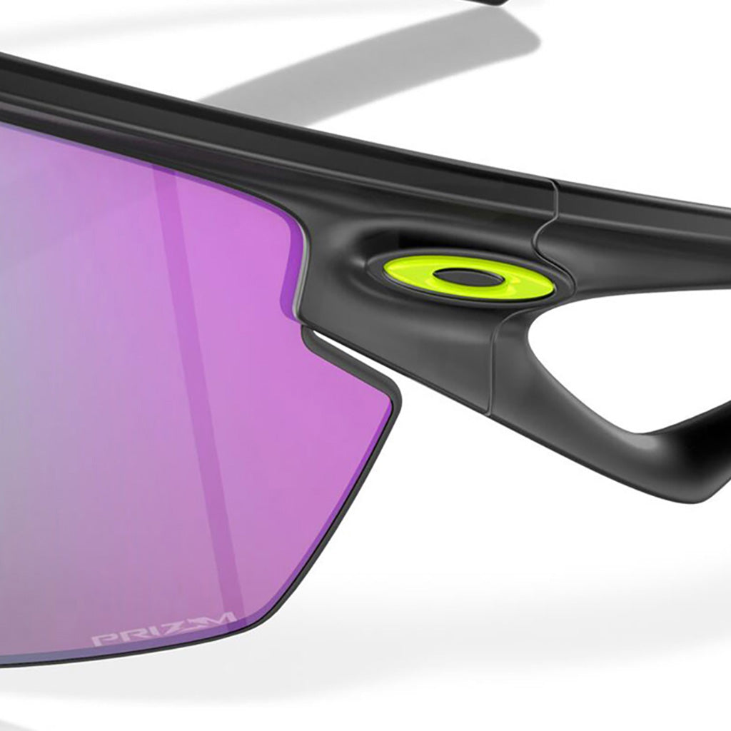 Sphaera Solbriller i farven Matte sort ink W/ Prizm Road Jade detalje