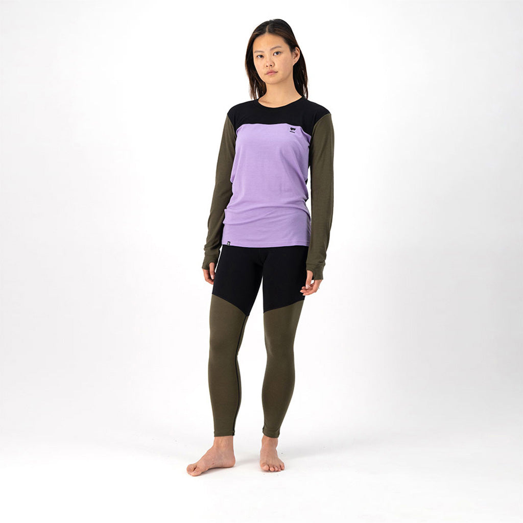 Yotei BF LS Midlayer i farven Lupin / Dark Olive / sort set forfra