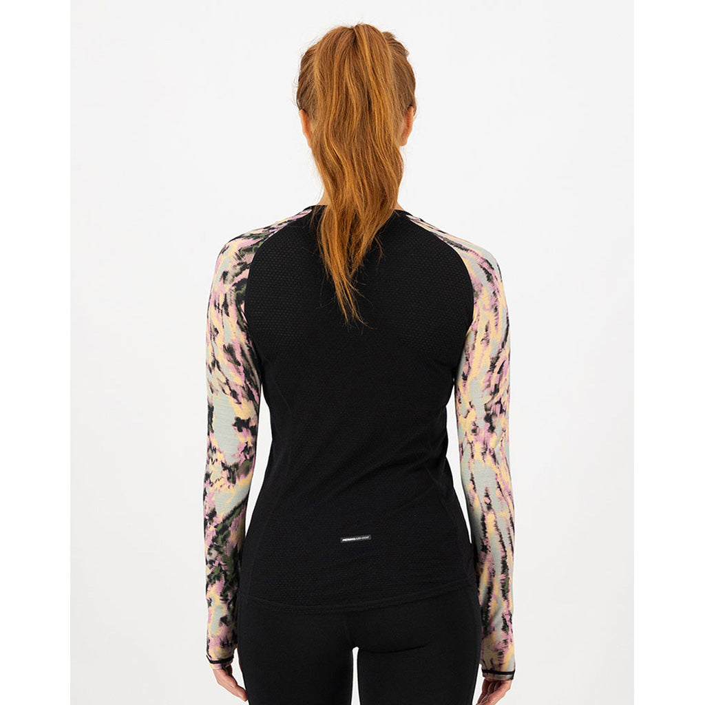 En T-Shirt, Bella Merino Long Sleeve i farven Rad Things / sort set bagfra