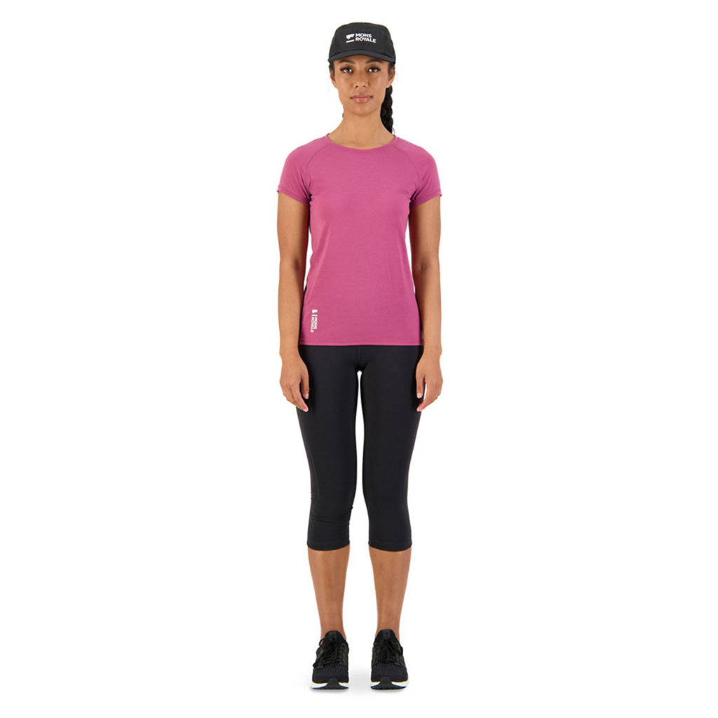 Skiundertøj, Bella Tech Tee i farven Berry set forfra