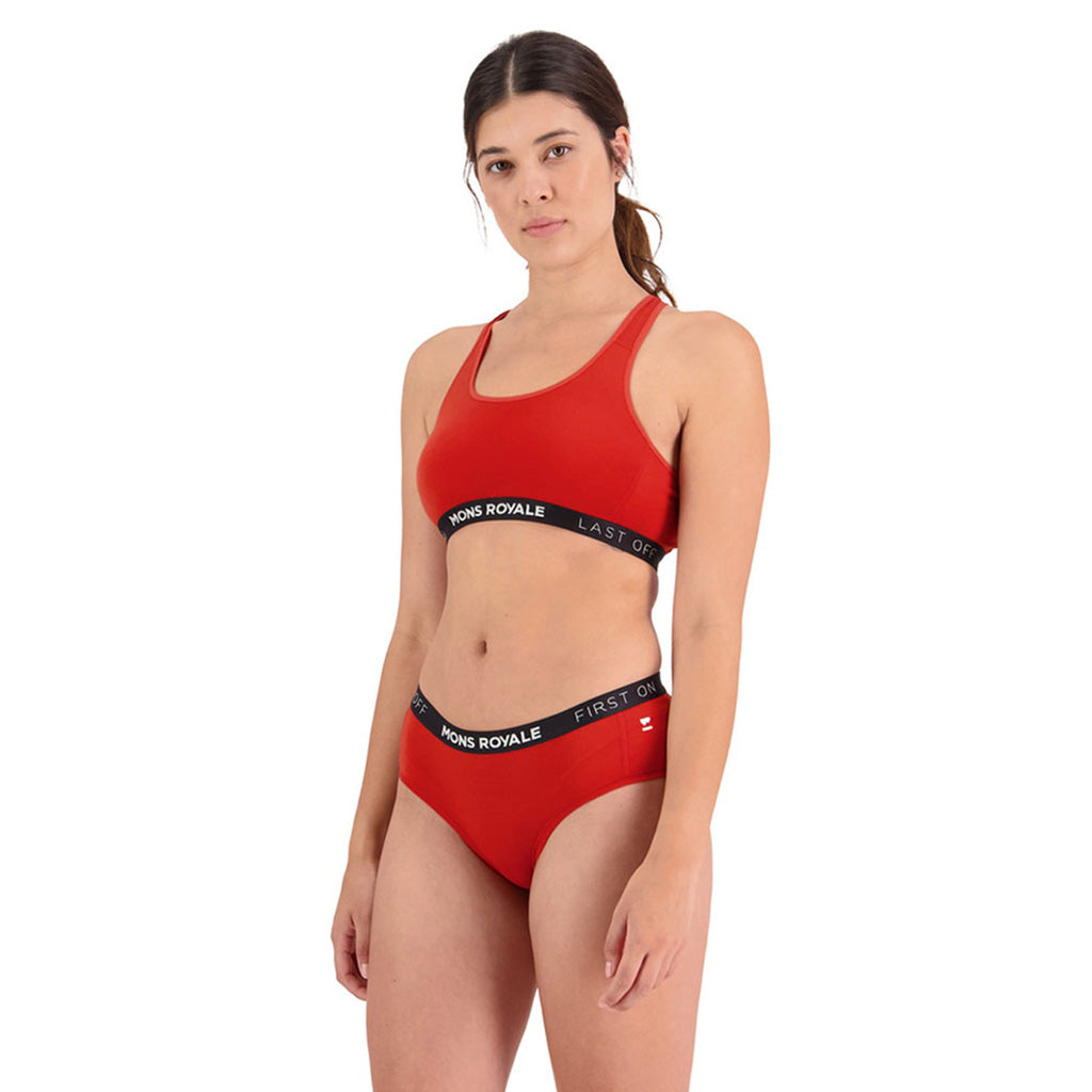 Undertøj, Sylvia Boyleg i farven Retro rød set forfra