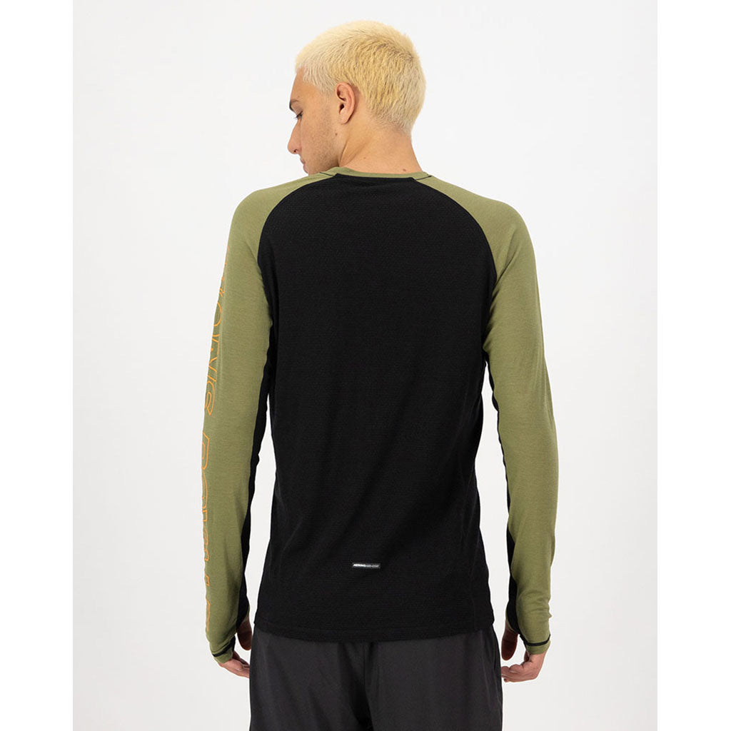 Temple Merino Long Sleeve Midlayer i farven Fern / sort set bagfra