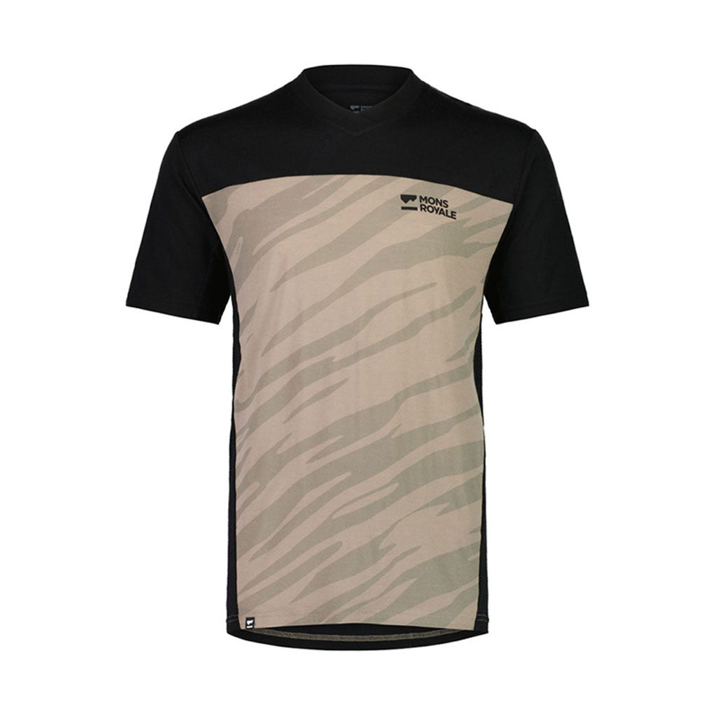 En T-Shirt, rødwood Enduro VT i farven sort / Undercover Camo