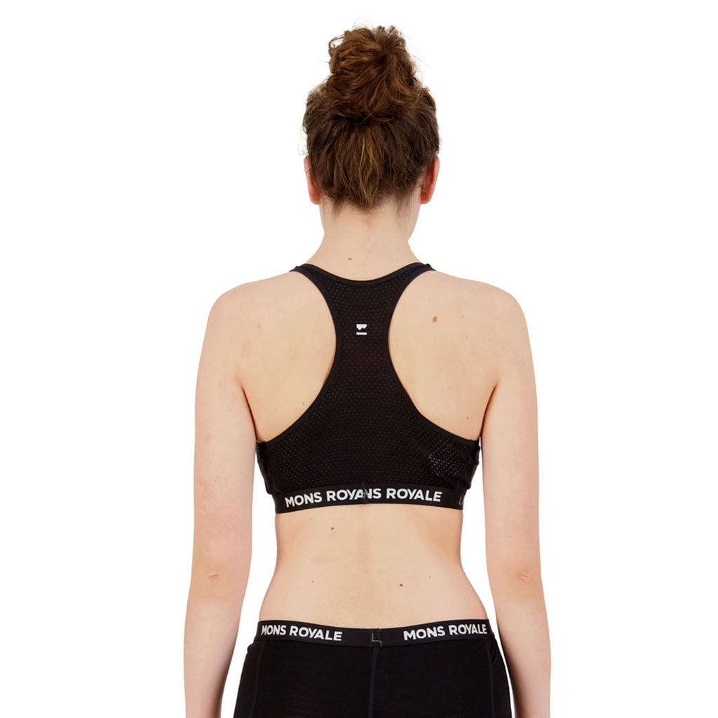 En Sports BH, Sierra Sports Bra i farven sort set bagfra