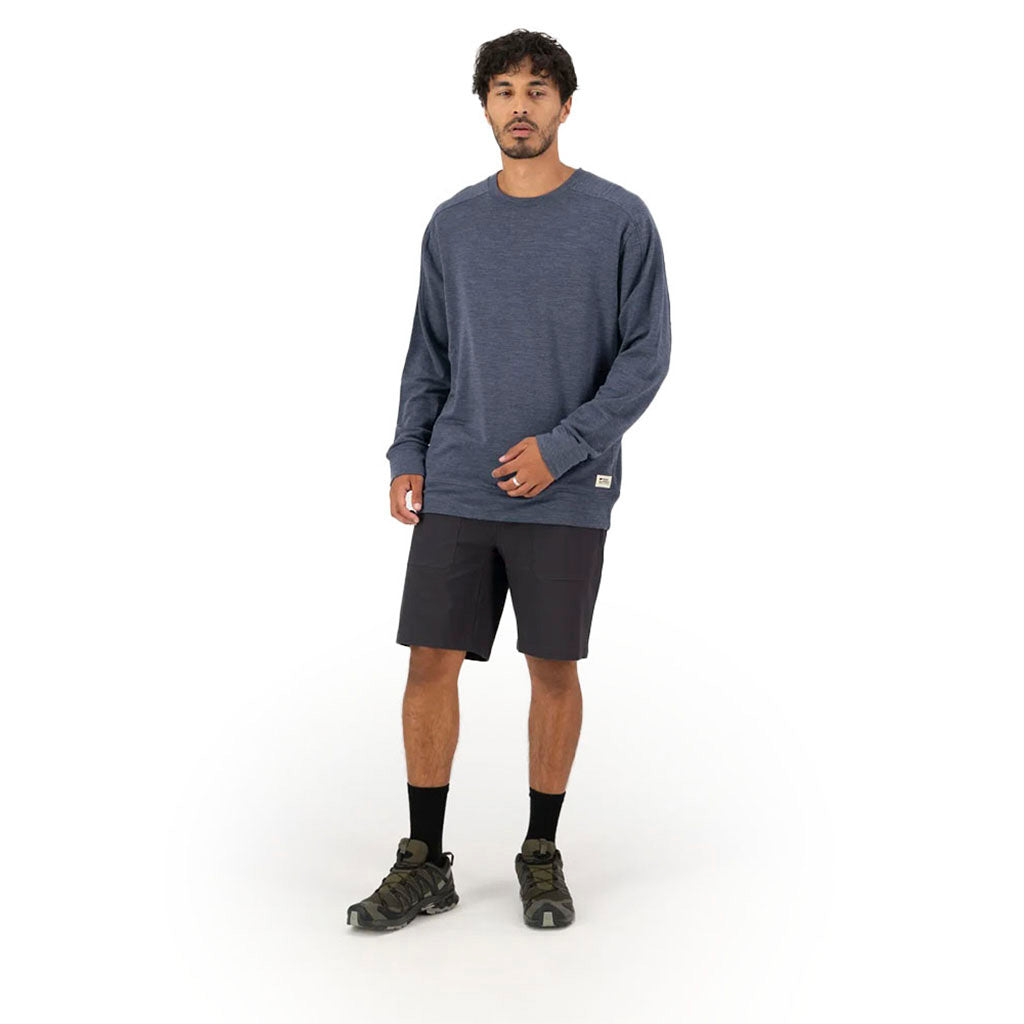 Covert Lite Crew Midlayer i farven Midnight set forfra