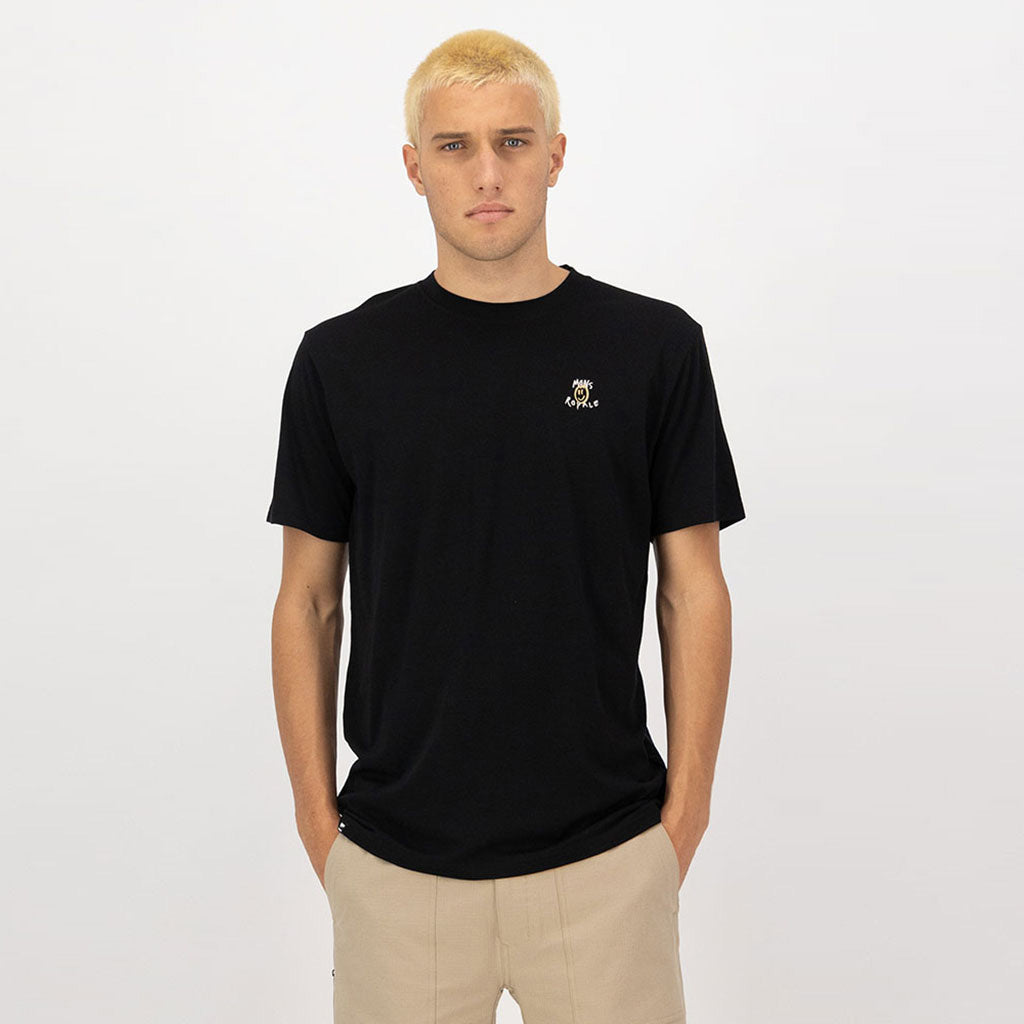 En T-Shirt, Icon Merino Classic i farven sort set forfra