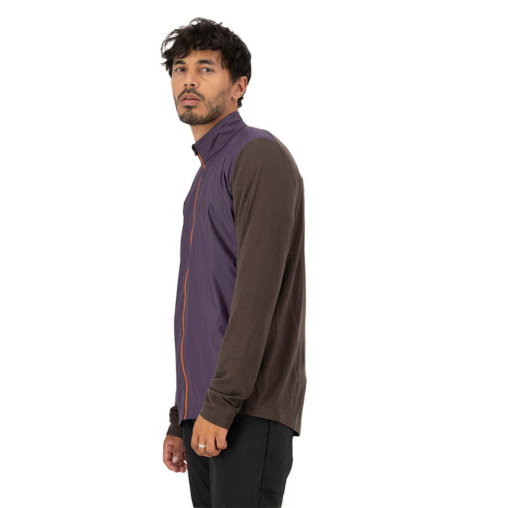 rødwood Wind Jersey Indigo / Cedar Midlayer i farven Indigo / Cedar set fra venstre side