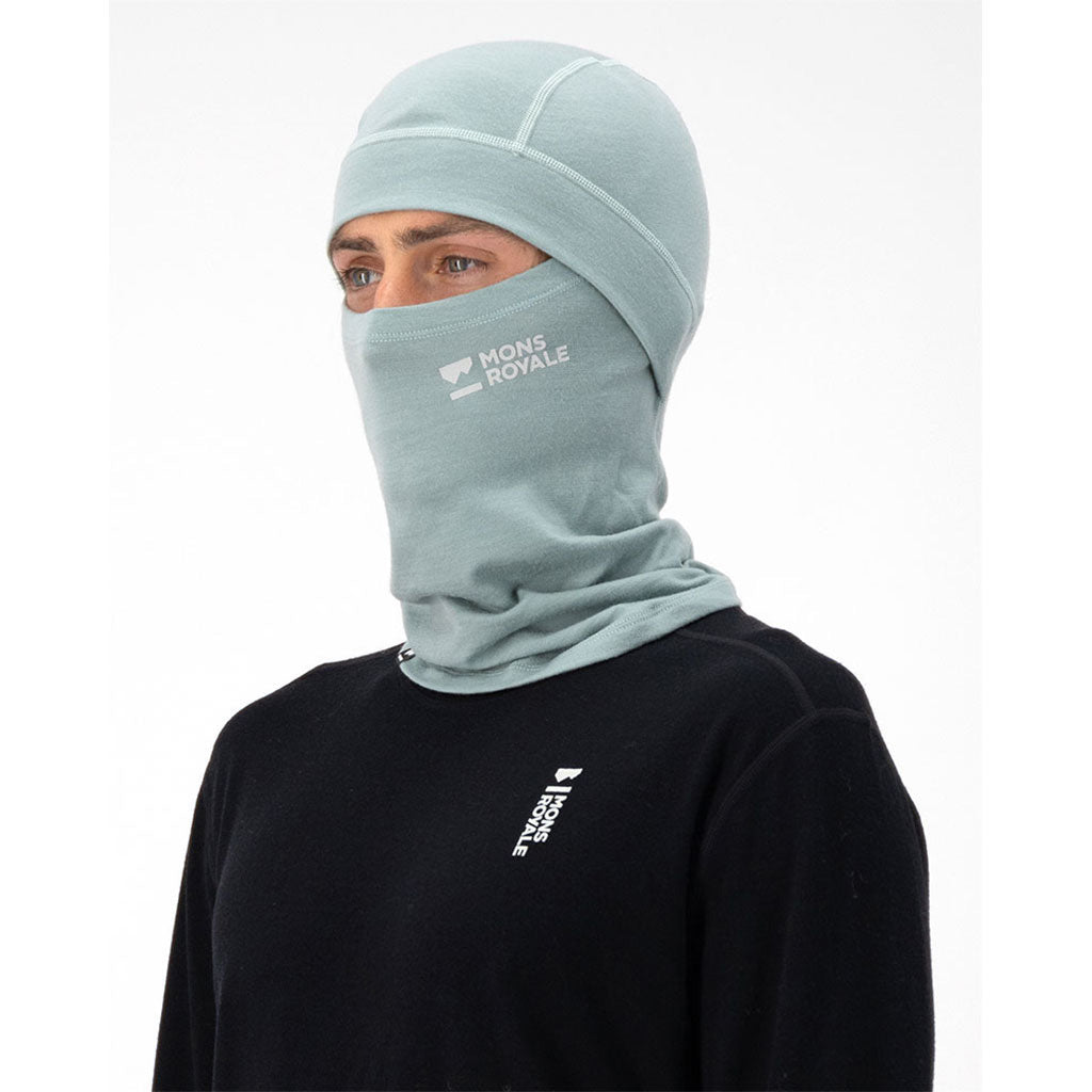 En Halsedisse, Olympus Balaclava i farven Dew set fra venstre side