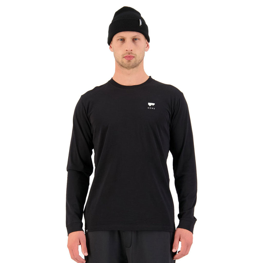 En Langærmet T-shirt, Icon LS i farven sort set forfra