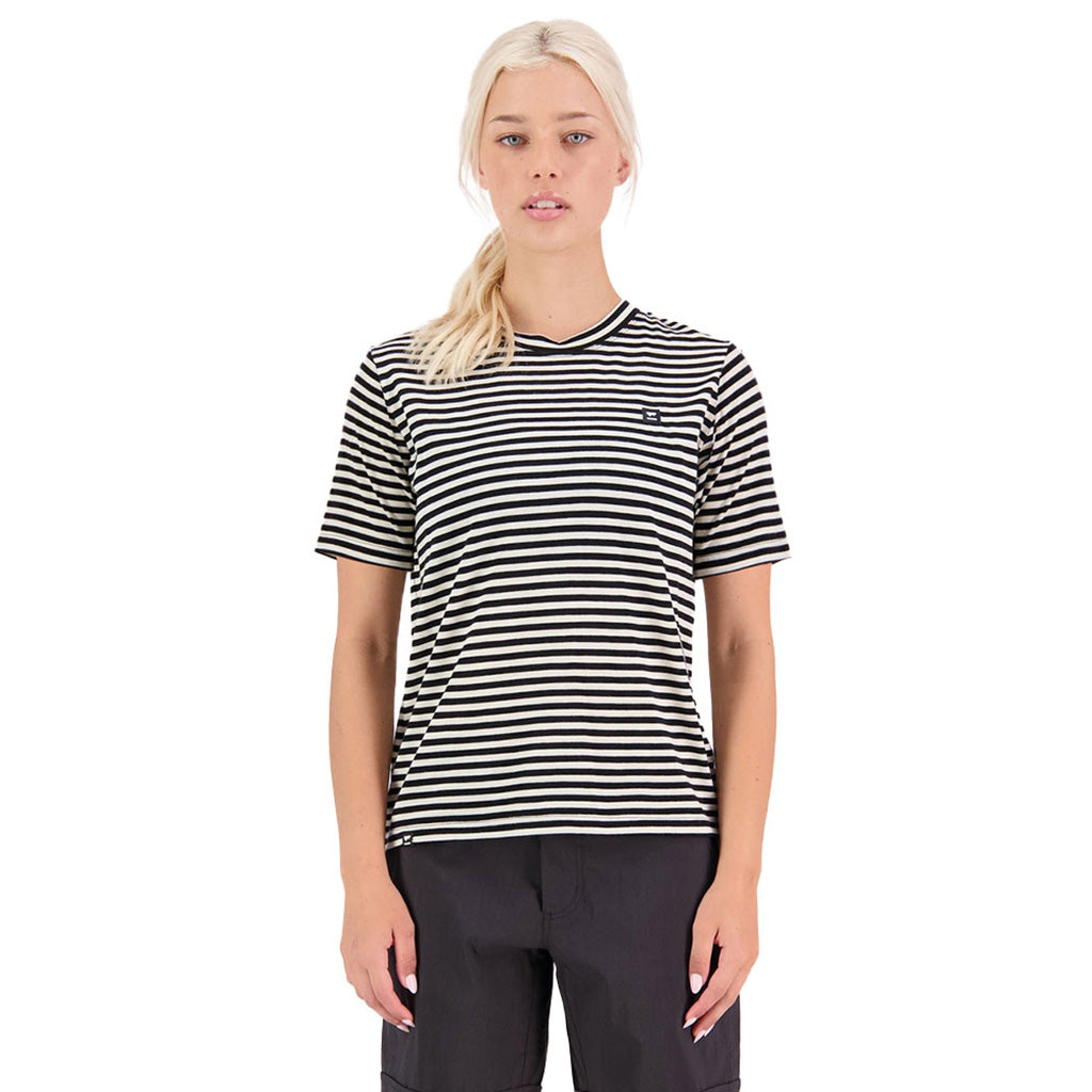 En Langærmet T-shirt, Icon Relaxed i farven Mr Stripe set forfra