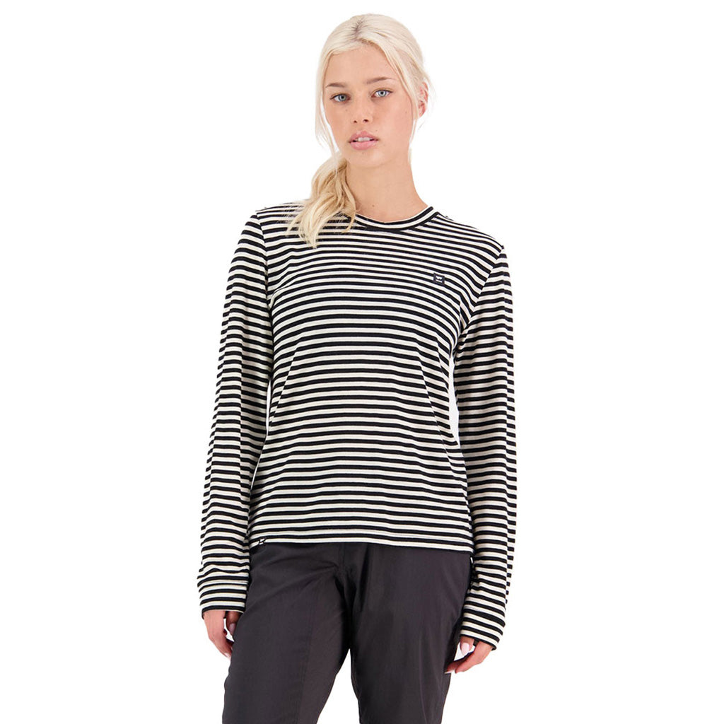 En Langærmet T-shirt, Icon Relaxed LS i farven Mr Stripe set forfra