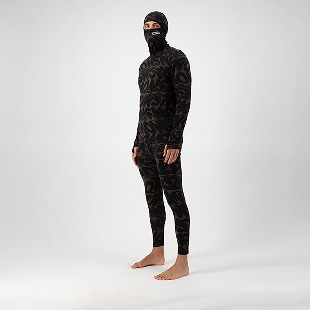 Skiundertøj, Cascade Merino Flex 200 LS i farven Signal Lost Cedar set fra en skrå vinkel