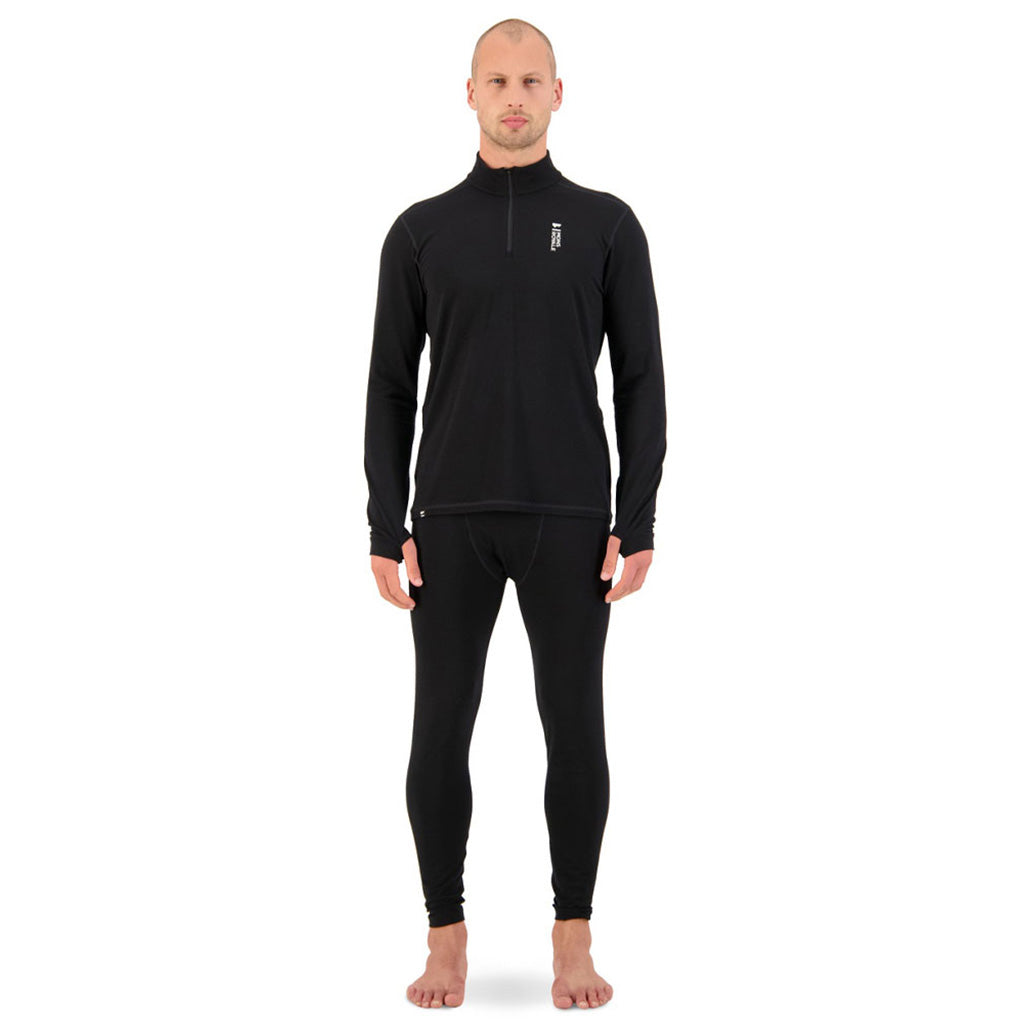 Skiundertøj, Cascade Merino Flex 200 1/4 Zip i farven sort set forfra på model