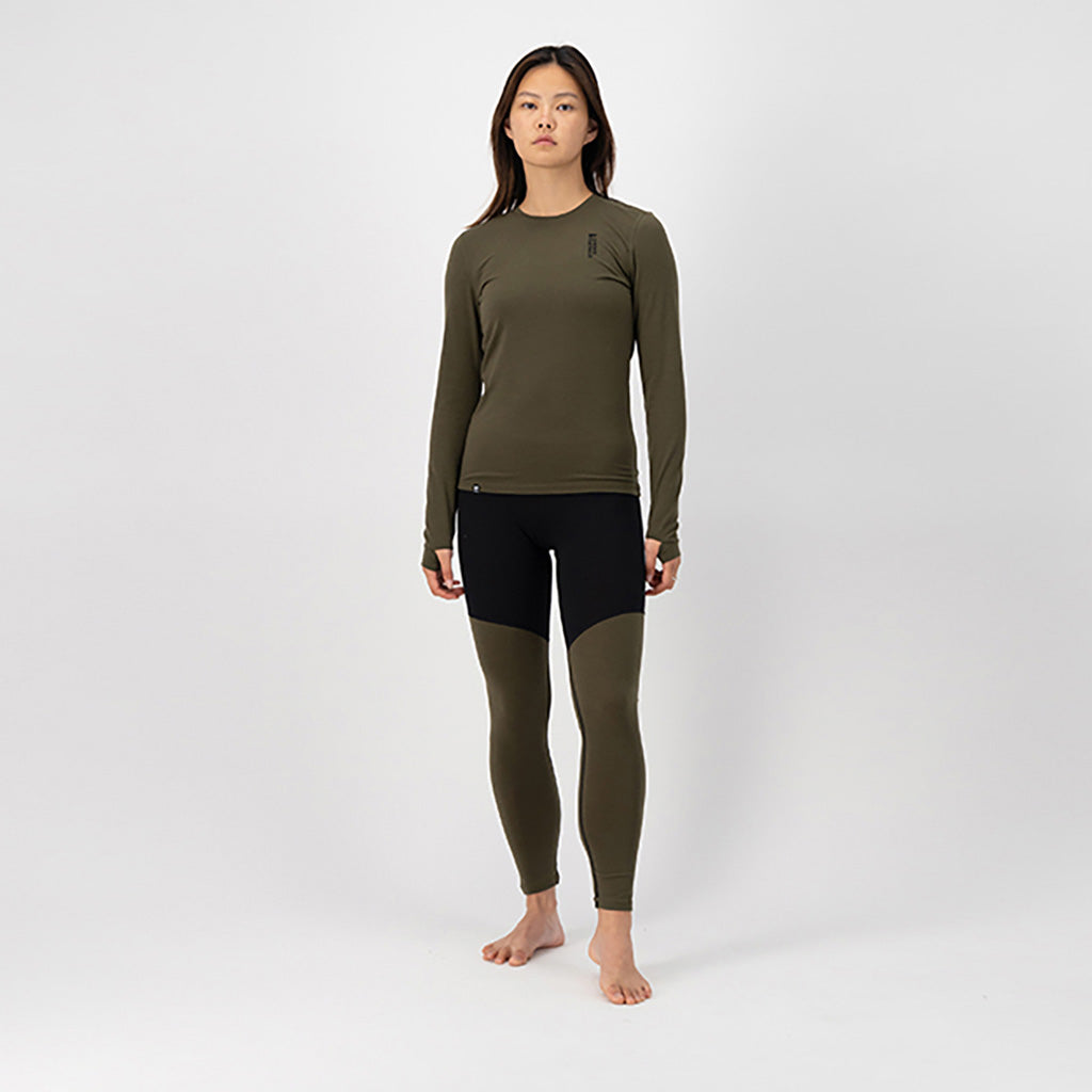 Skiundertøj, Cascade Merino Flex 200 i farven Dark Olive set forfra