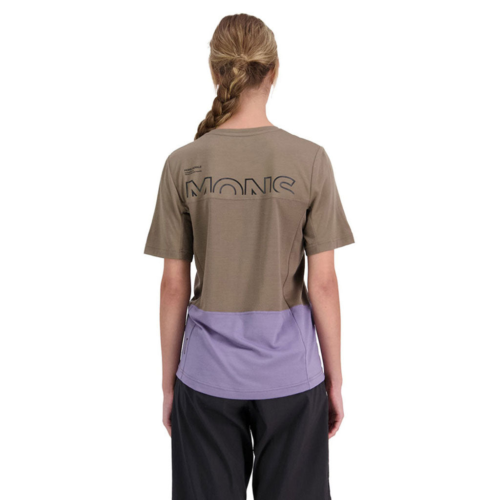 En T-Shirt, Tarn Merino Shift i farven Walnut / Thistle