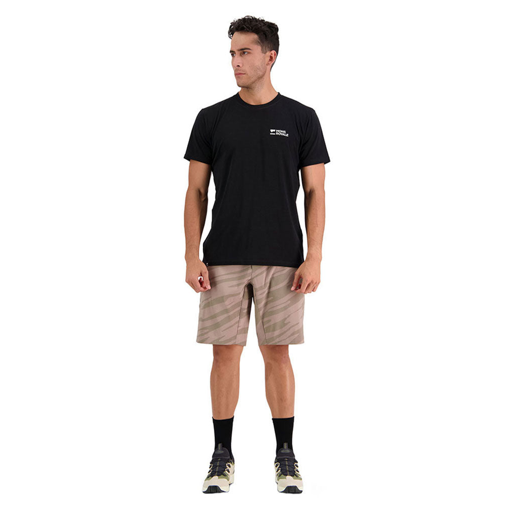 Drift Shorts i farven Undercover Camo set forfra