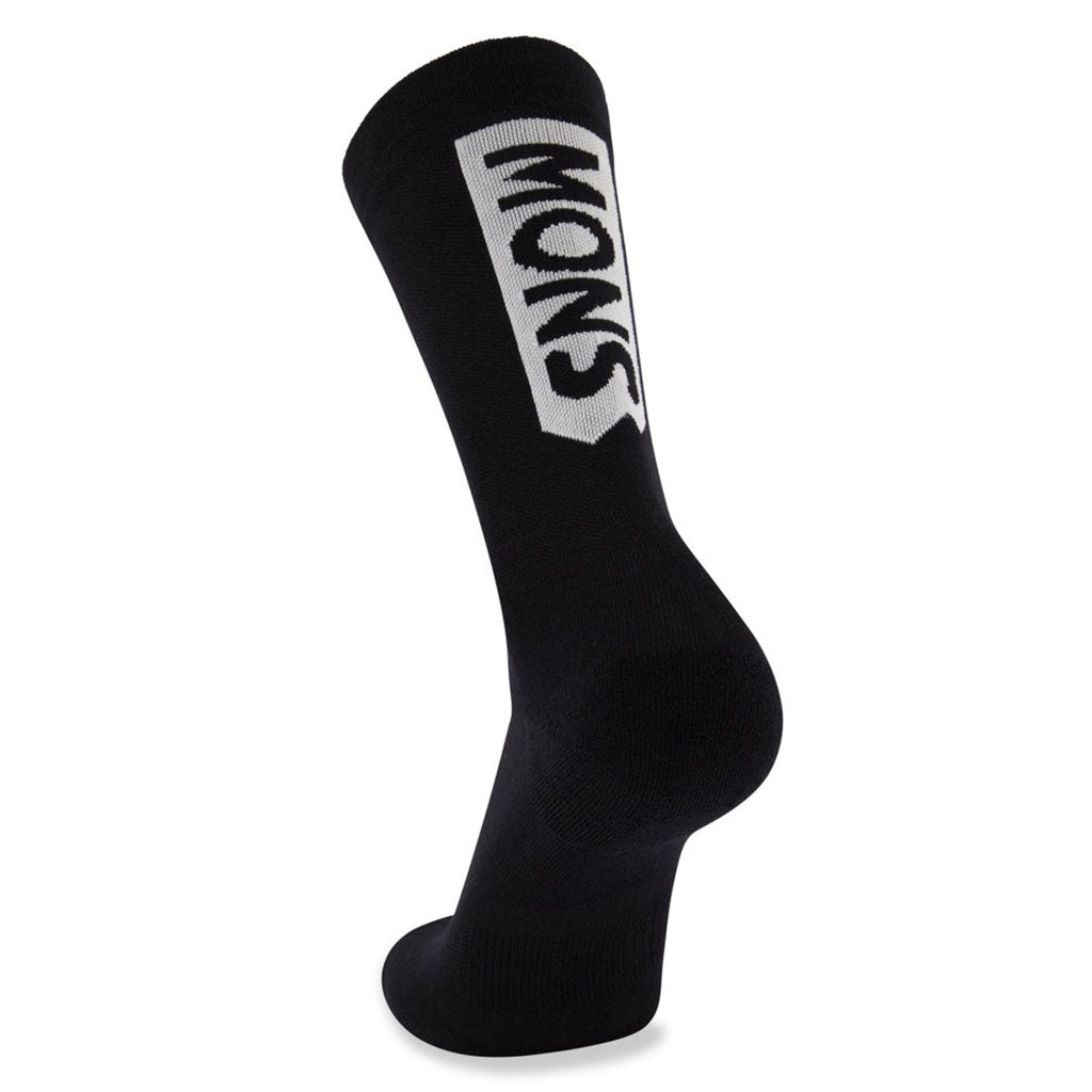 Atlas Crew MTB Sokker i farven sort skrå vinkel