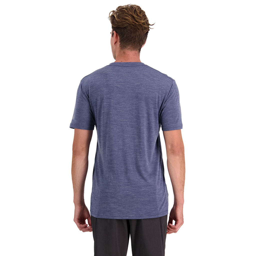 En T-Shirt, Zephyr Merino Cool i farven Midnight set bagfra