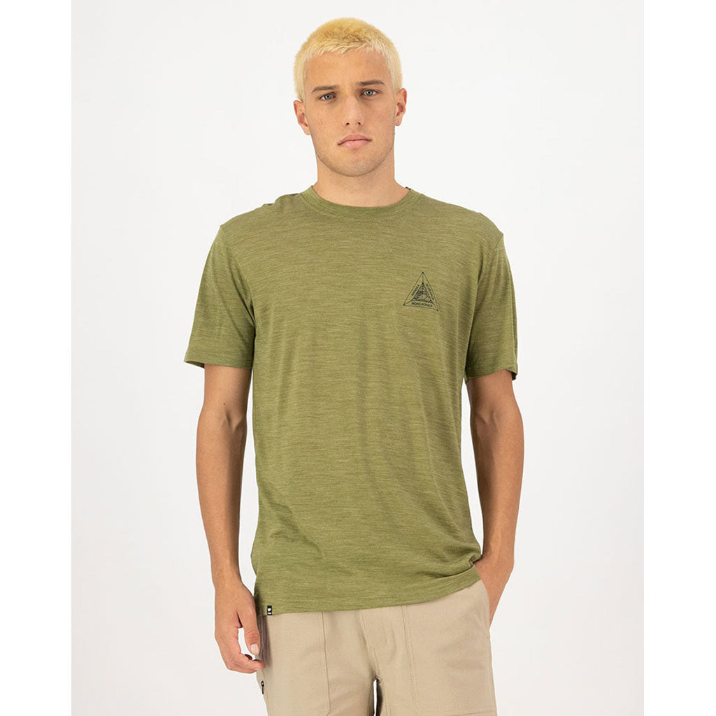 En T-Shirt, Zephyr Merino Tencel™ i farven Fern set forfra
