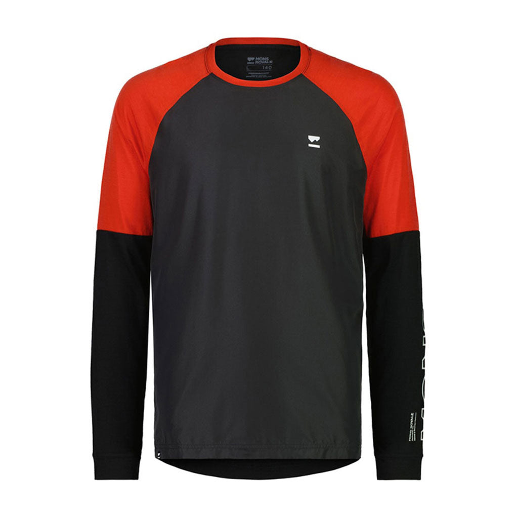 En T-Shirt, Tarn Merino Shift Wind Jersey i farven Retro rød / sort