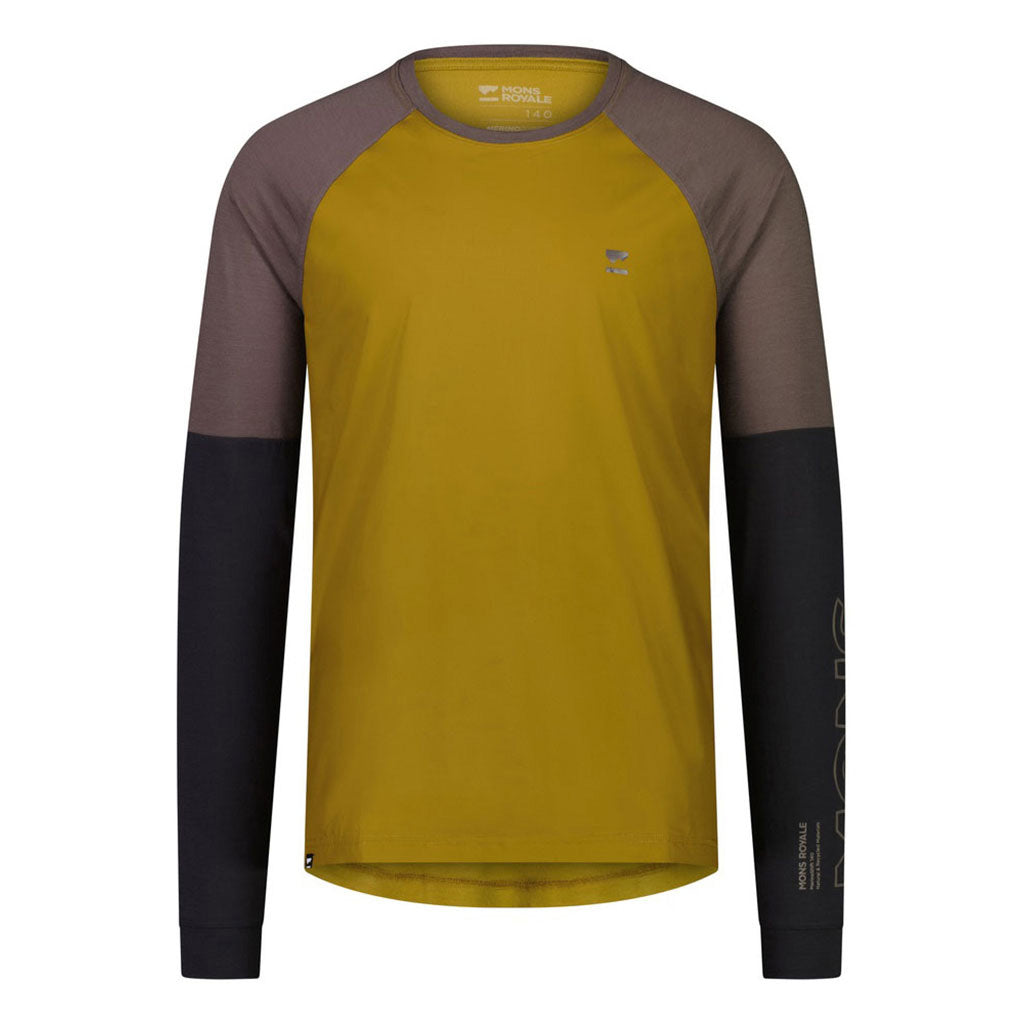 En Langærmet T-shirt, Tarn Merino Shift Wind Jersey i farven Cumin Dust