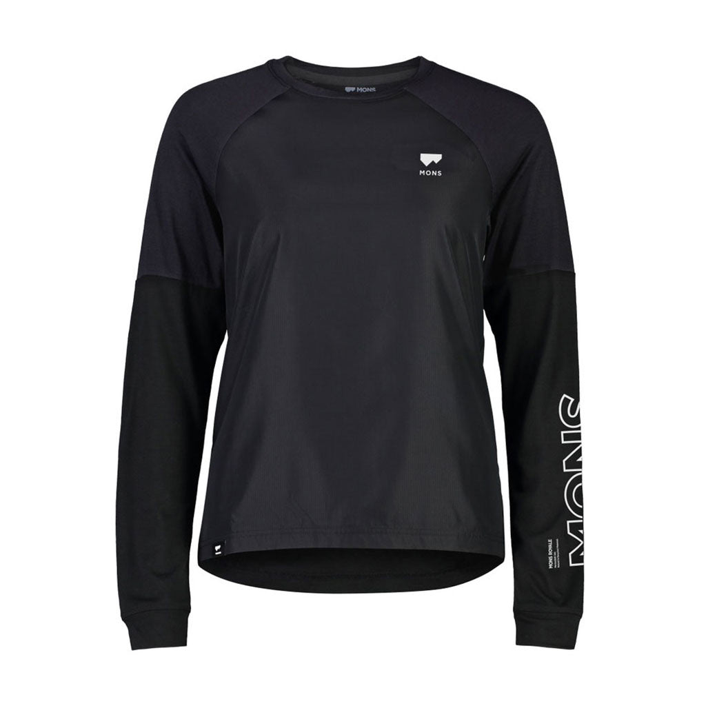 En T-Shirt, Tarn Merino Shift Wind Jersey i farven sort set forfra