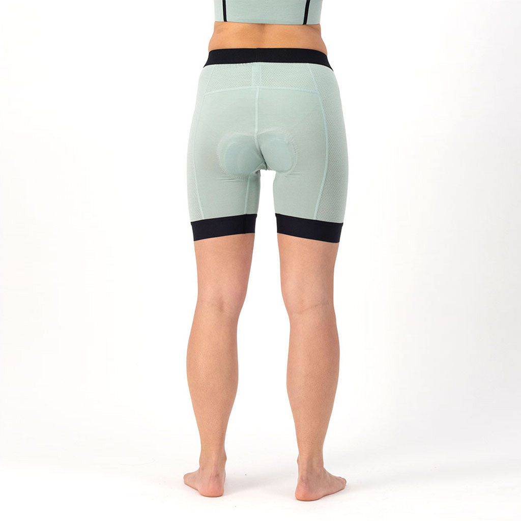 Epic Merino Shift Cykel Base Layer i farven Glacier set bagfra