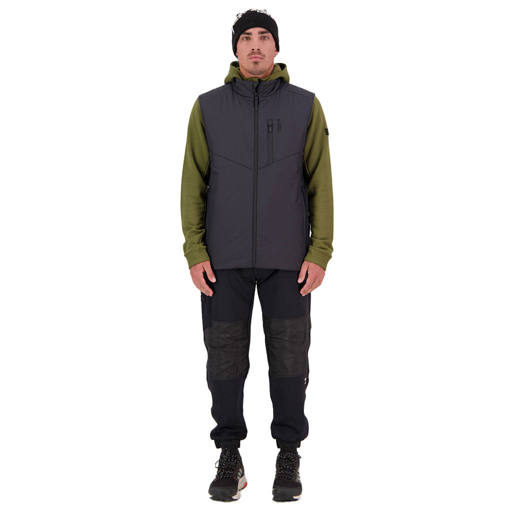 En Vest, Arete Wool Insulation i farven sort set forfra