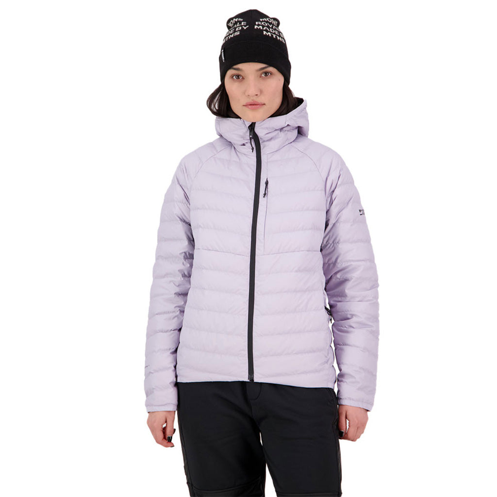 En Jakke, Atmos Wool Down Light Weight Packable Hood i farven Lgh T set forfra