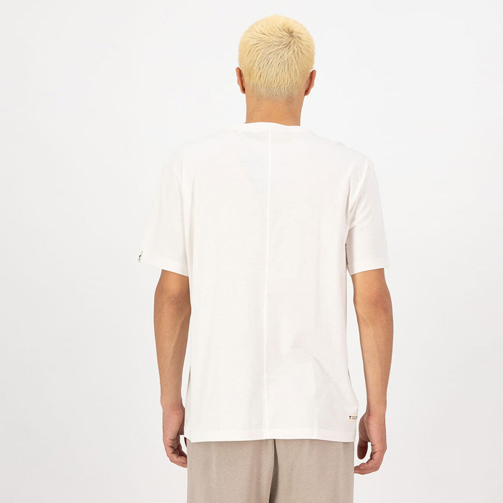 En T-Shirt, Yonder Merino Organic Cotton i farven hvid set bagfra