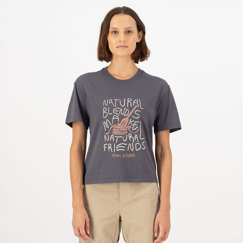 En T-Shirt, Yonder Merino Organic Cotton i farven sort set forfra