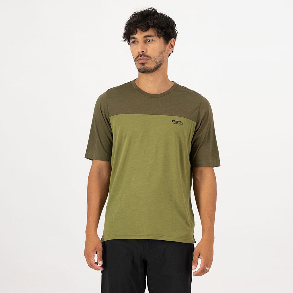 En T-Shirt, Diversion Merino Bike Jersey Short Sleeve i farven Fern set forfra