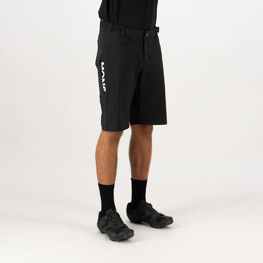 Diversion Merino Trail Shorts i farven sort set forfra