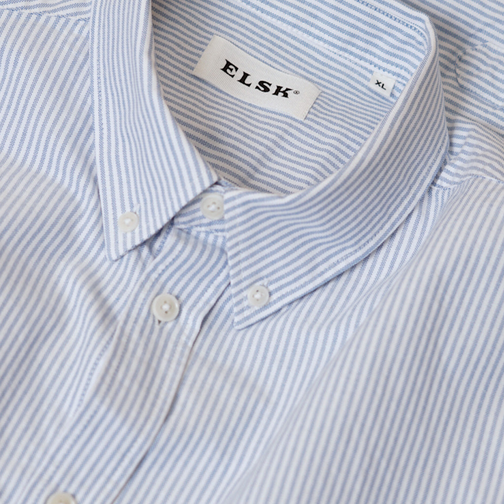 En Skjorte, Oxford Men's BD i farven blå nærbillede af materiale