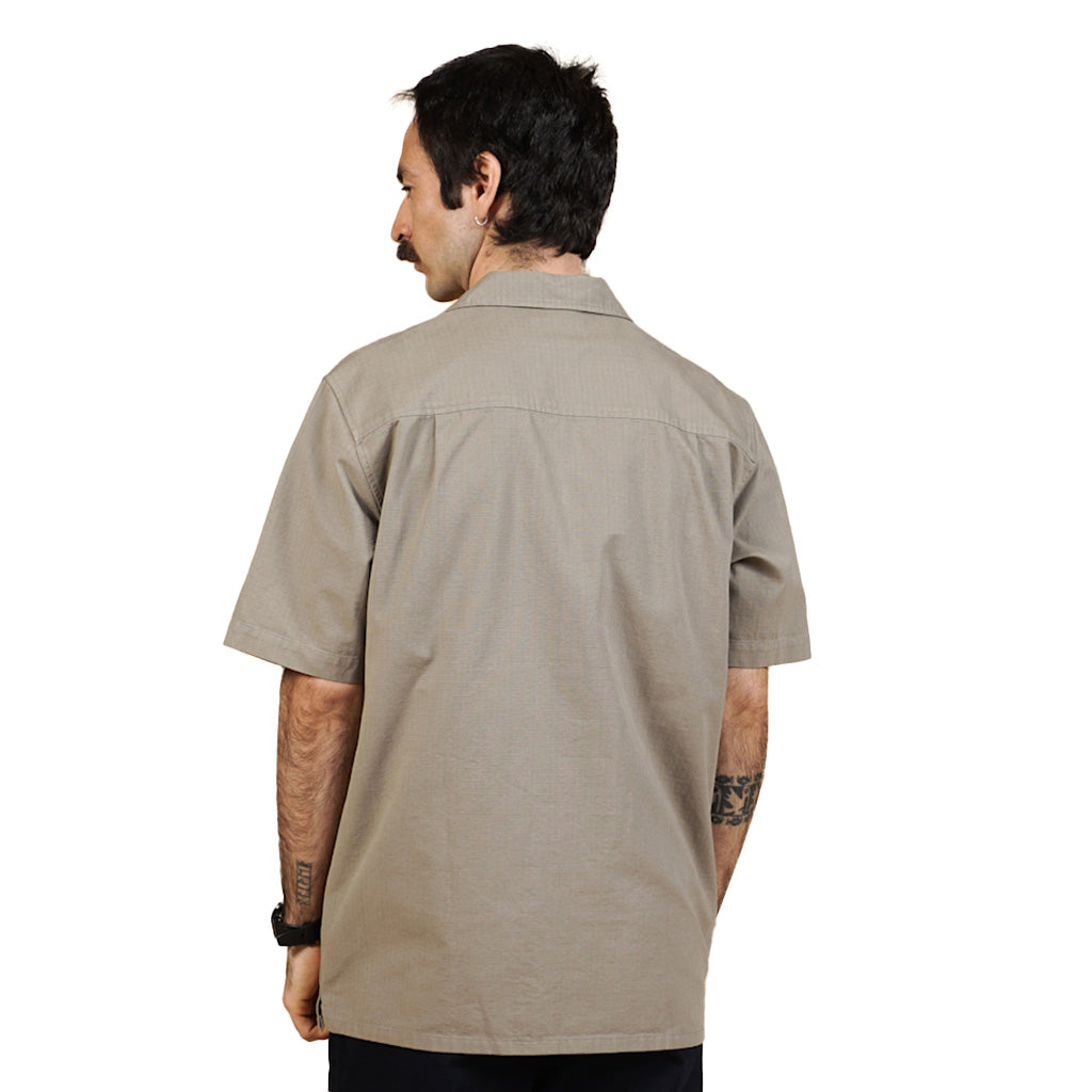 En T-Shirt, Ripstop Men's SS Shirt i farven Beige set bagfra