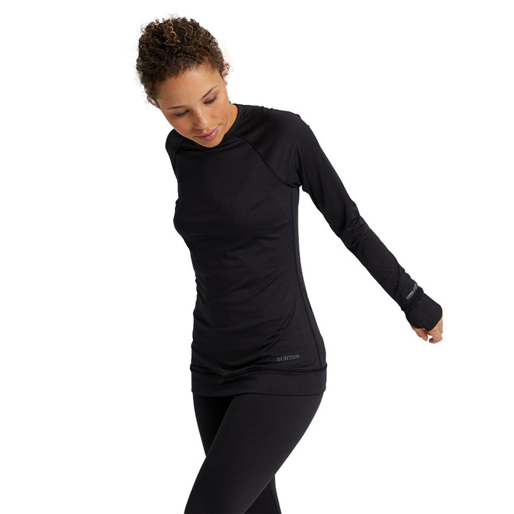 En Skiundertrøje, Lightweight X Base Layer Crew i farven sort set fra en skrå vinkel