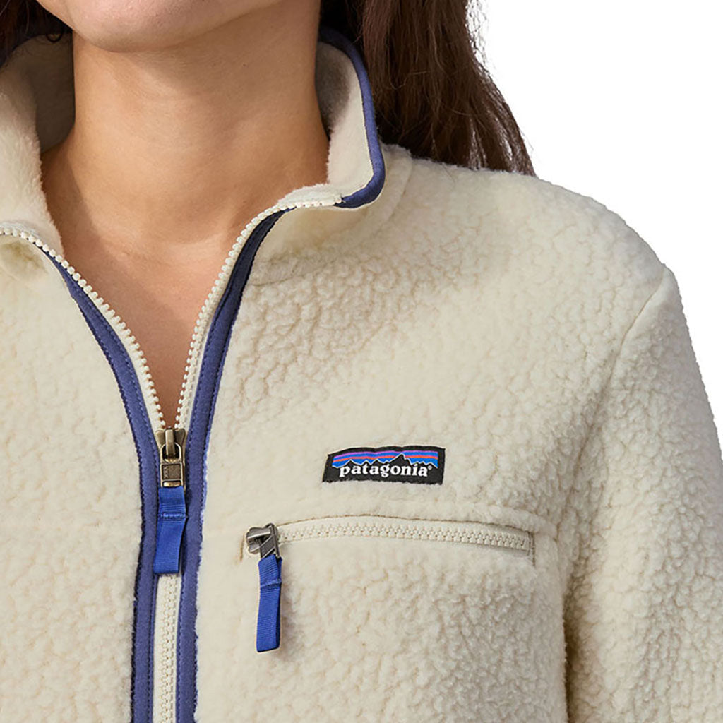 En Fleece, Retro Pile i farven Natural nærbillede