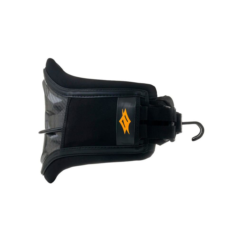 En Trapez, Assassin Kite Hardback Harness i farven sort set fra siden