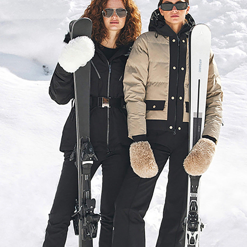 En Skijakke, Harlo Ski i farven Lt Beige set forfra med sne i baggrunden