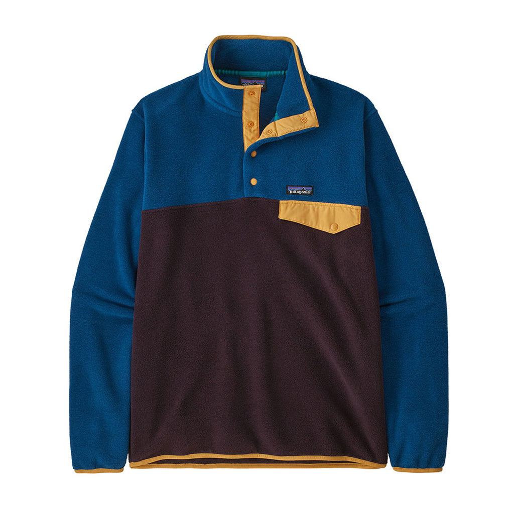 En Fleece, LW Synch Snap-T P/O i farven Obsidian Plum