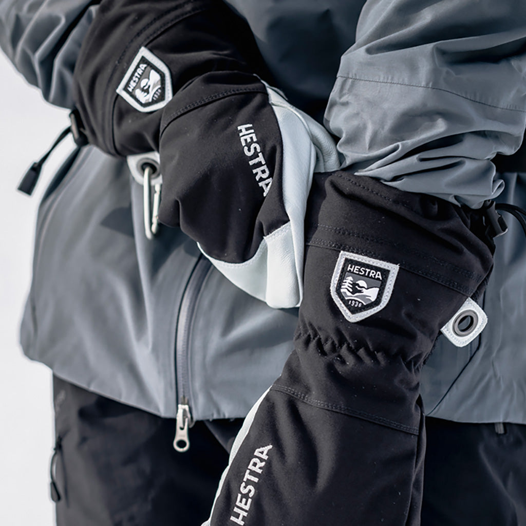 Army Leather Heli Ski Luffer i farven sort nærbillede