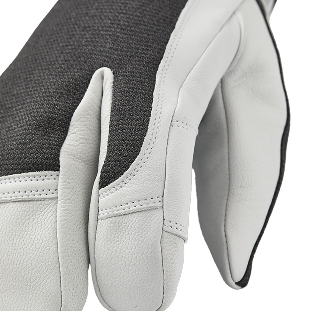 Army Leather Patrol 3 finger Handsker i farven Koks nærbillede