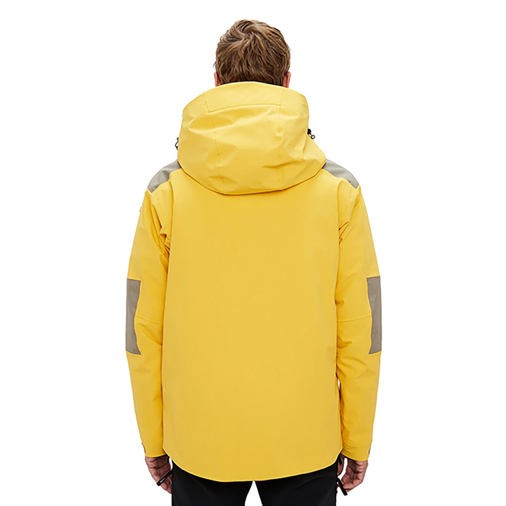 En Skijakke, Dene Ski i farven Golden gul set bagfra