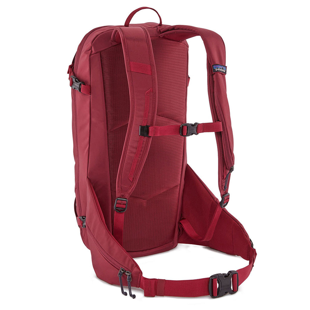 En Rygsæk, Snowdrifter Pack - 20L i farven Wax rød set bagfra