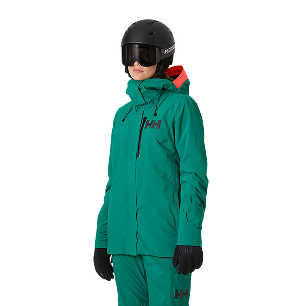 En Skijakke, Powshot i farven Emerald set fra en skrå vinkel