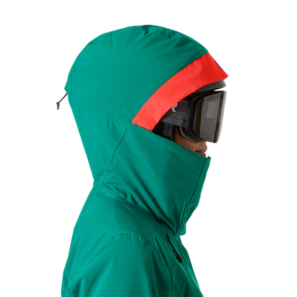 En Skijakke, Powshot i farven Emerald set fra venstre side